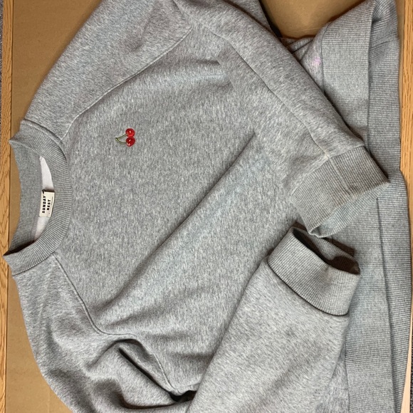 Aritzia warm crewneck - Picture 1 of 3